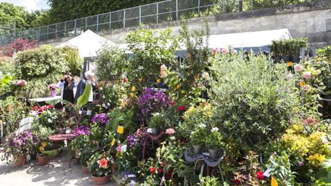 Plus que jamais en 2022, les végétaux flamboyants et les ambiances qui font rêver devraient inspirer les propriétaires de jardins mais aussi celles et ceux qui recherchent du travail dans les filières horticoles. ©Jardins, Jardin